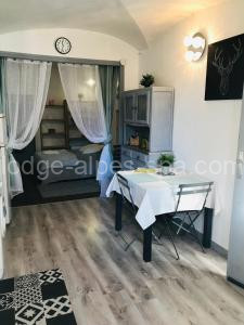 Le studio cosy à Mont-Dauphin